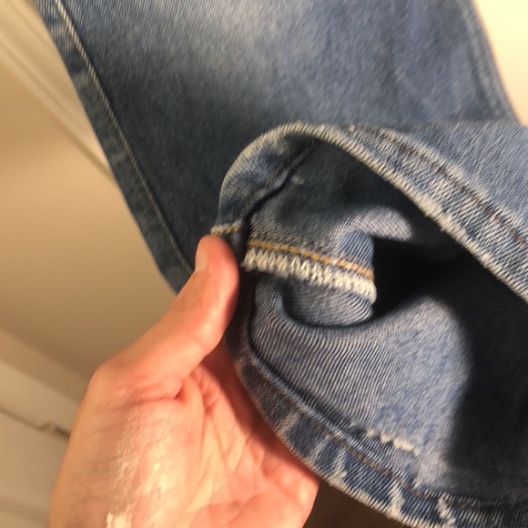 38x30 Levi’s - Picture 5 of 5